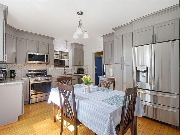 5th image of 15 Chesterfield Rd