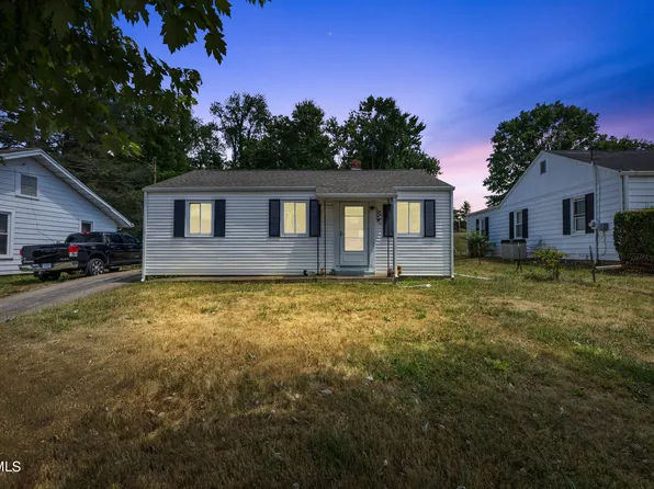 724 Randolph St, Bristol, VA 24201