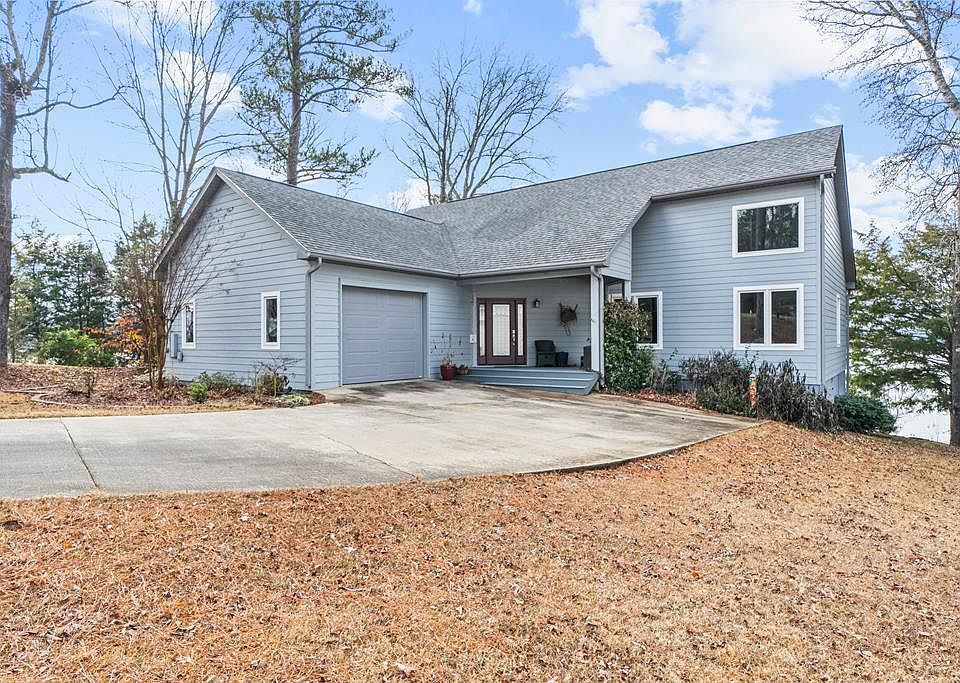 1st image of 108 Gloria Dr