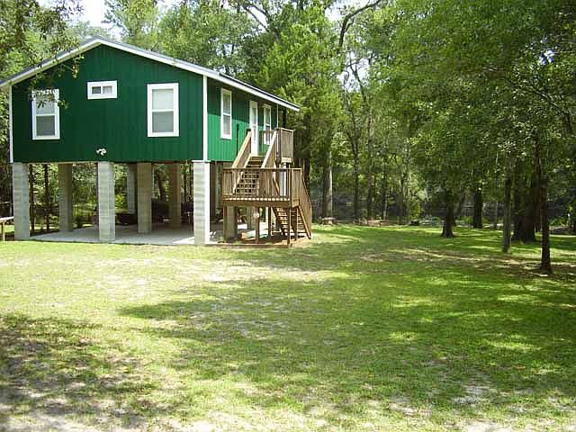1st image of 358 NE Trestle Dr