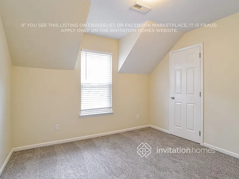 1618 Waterstone Ln — Photo 12