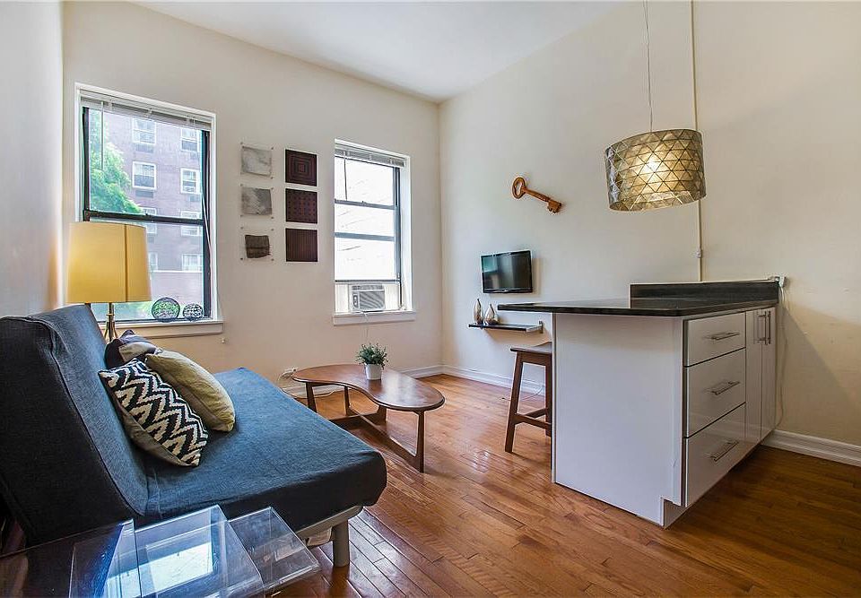 1st image of 232 E 53rd St APT 3
