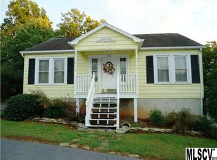 2132 13th Ave NE, Hickory, NC 28601