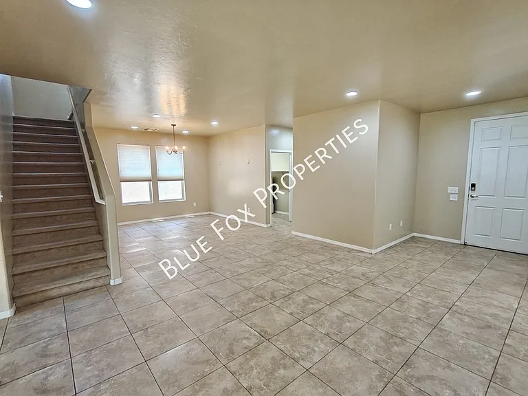 5874 N Dartwhite Dr — Photo 3