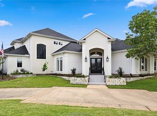 1122 Royal Adelade Dr, College Station, TX 77845