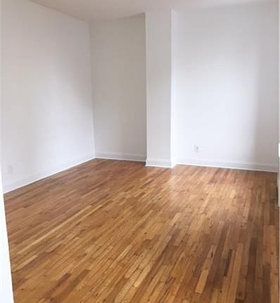 4th image of 222 W 15th St APT 6G