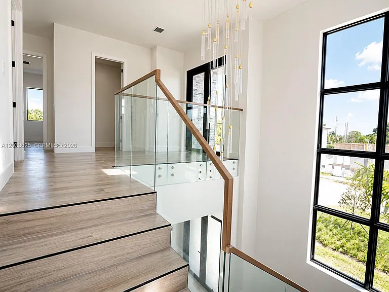 13023 Davie Oaks Dr — Photo 10