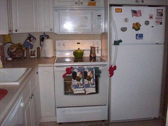 5th image of 5111 W Oakland Park Blvd #302
