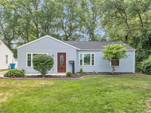 33910 Jennison St, Eastlake, OH 44095