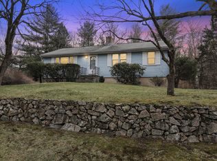 359 Hoyt St, Darien, CT 06820