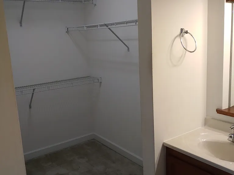 920 Marquette Ave #303 — Photo 29