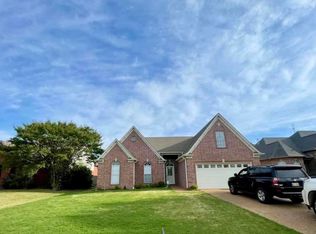 8240 Blue Lagoon Dr, Arlington, TN 38002
