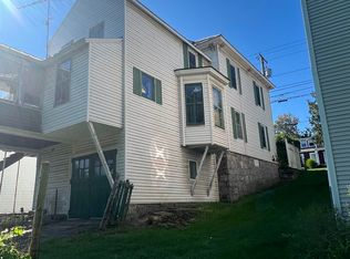 107 Main St, Vergennes, VT 05491