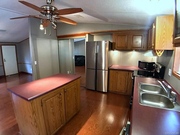 5th image of 5537 S Thrasher Ave