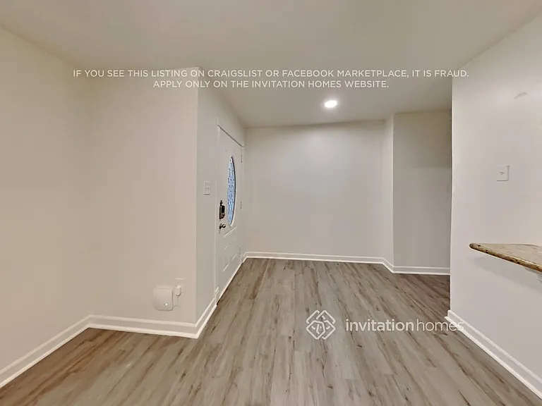 10527 Mills Walk Dr — Photo 3