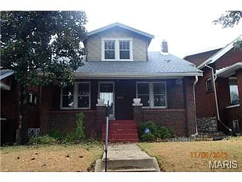 4844 Lee Ave photo 1
