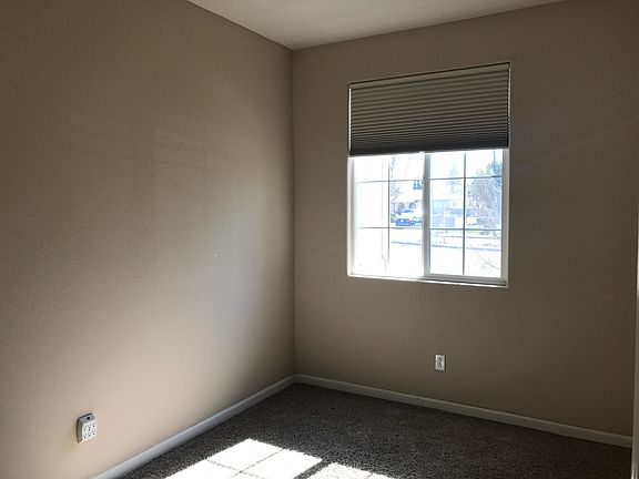 1 floor bedroom 