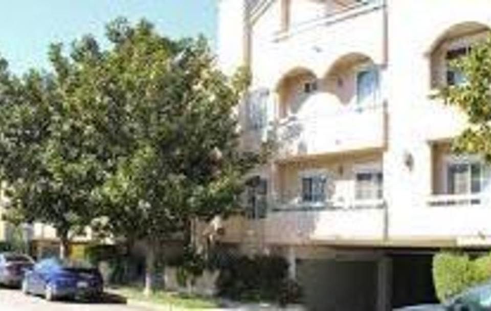 1st image of 10655 Bloomfield St #11