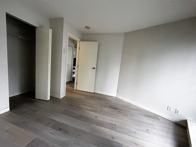 233 Robson St #507 — Photo 9
