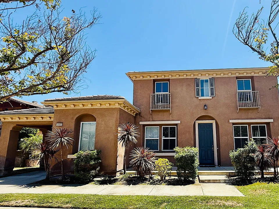 12553 Winery Dr