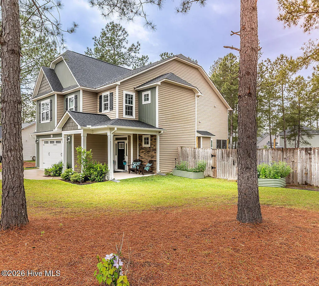 Building Photo - 623 Muscadine Ln