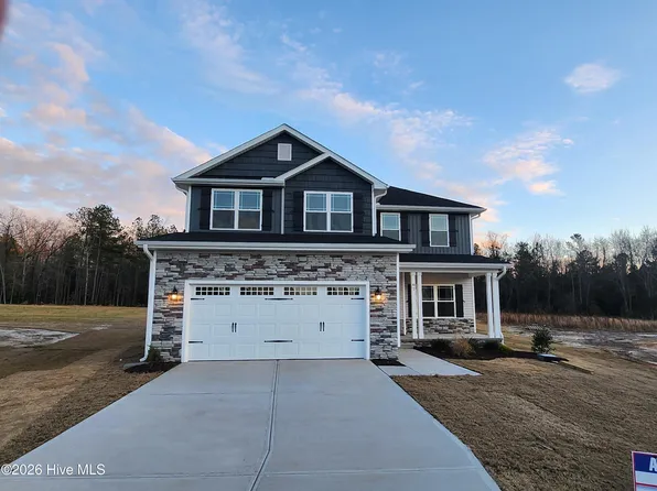 816 Hidden Bridge Drive, Jacksonville, NC 28546