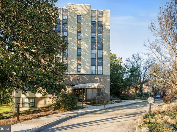 3901 Cathedral Ave NW #211, Washington, DC 20016