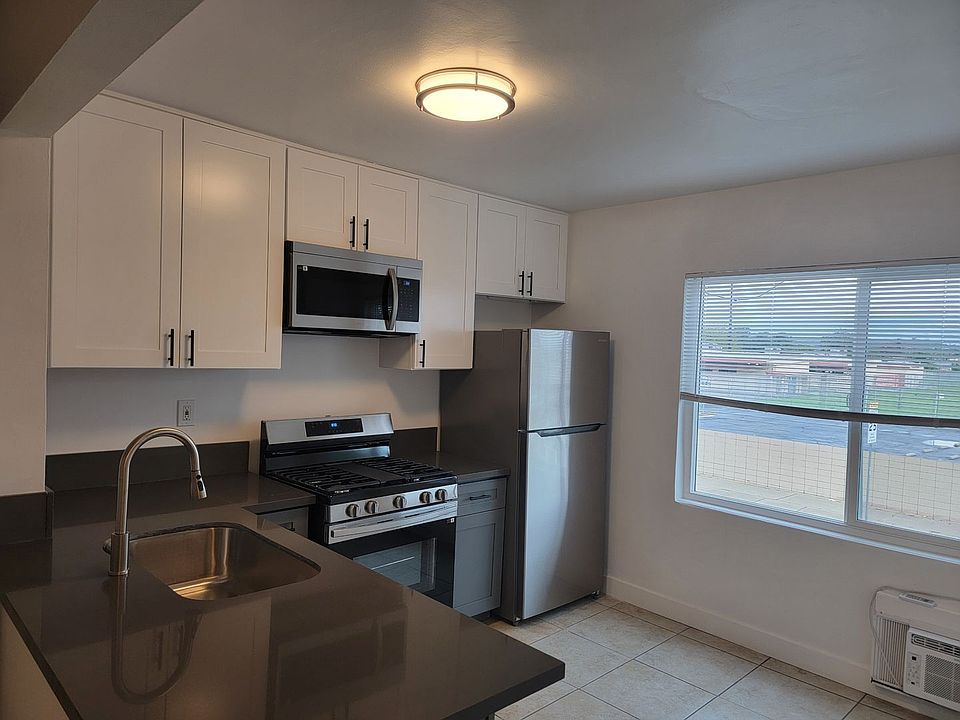 1st image of 4707 Rosemead Blvd #E1