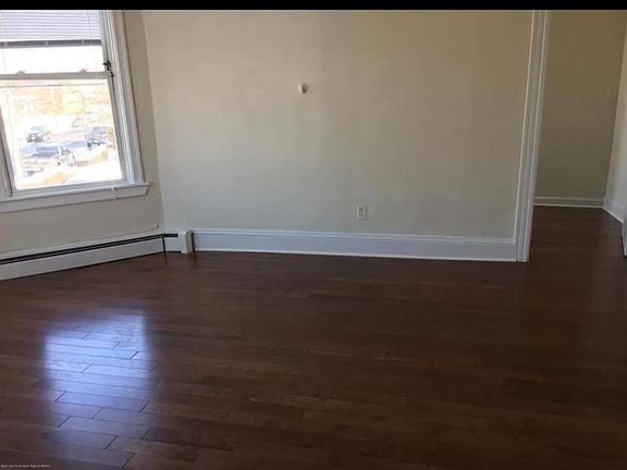 5th image of 365 2nd Ave APT 4