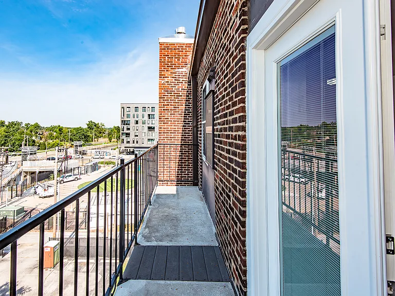 5630 Pershing Ave #53 — Photo 13