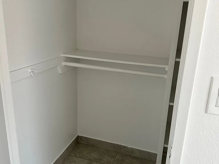 6623 Woodley Ave #213 — Photo 14