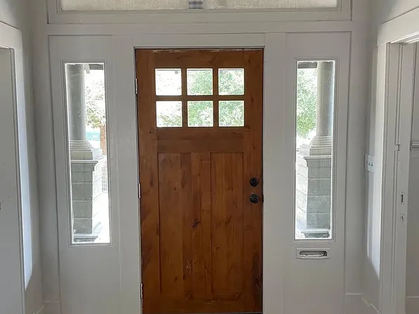 1118 W French Pl APT 5, San Antonio, TX 78201