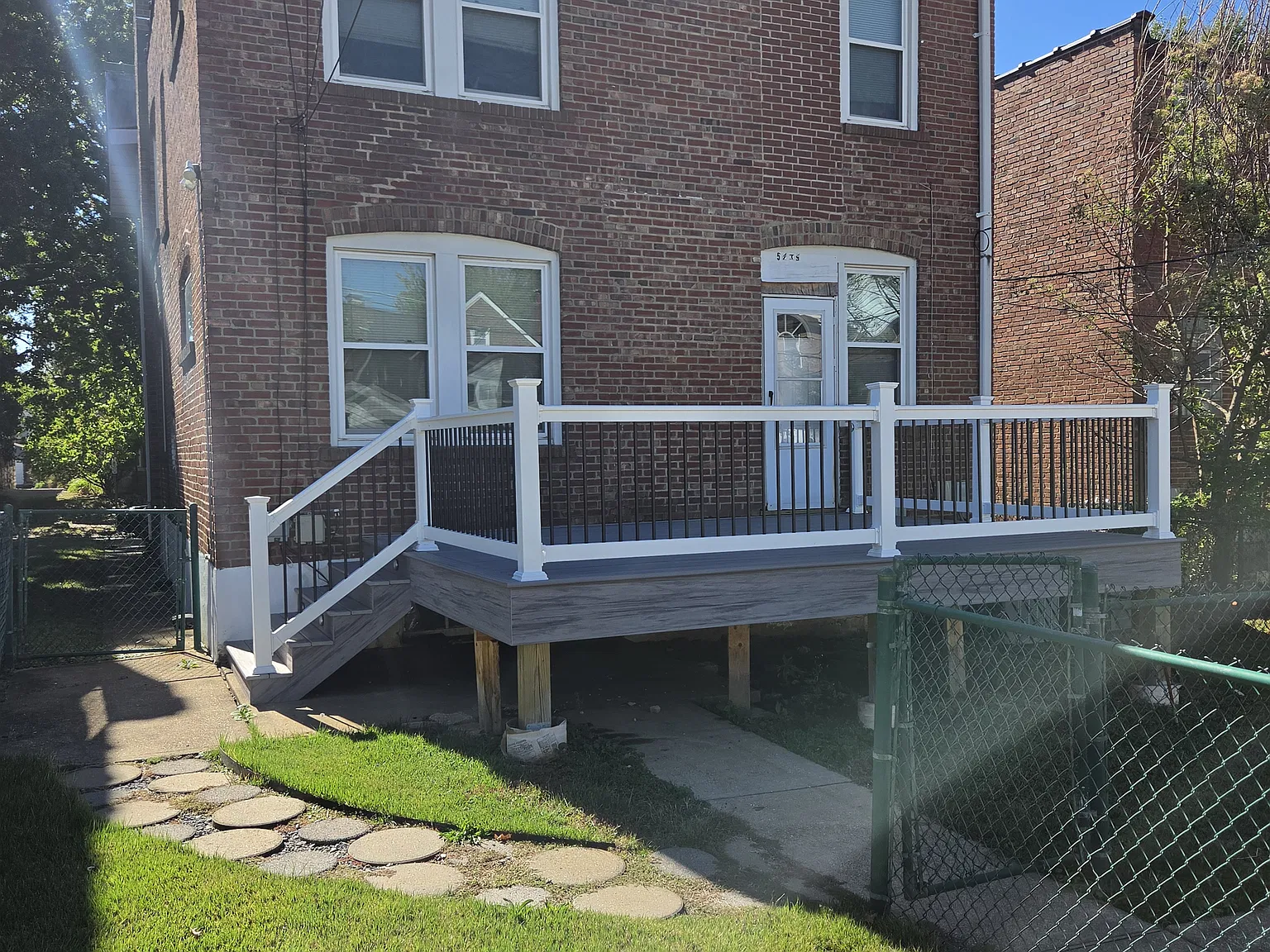 2 bed, 1800 sqft, $1,325 — Photo 4