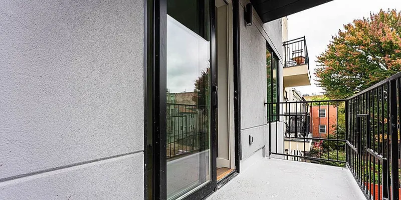 Rented by Reavis | media 27