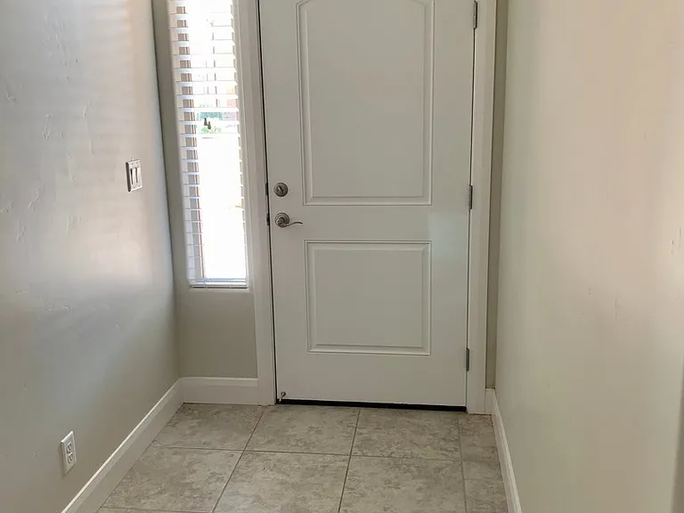 2525 Bella Vista Dr — Photo 5