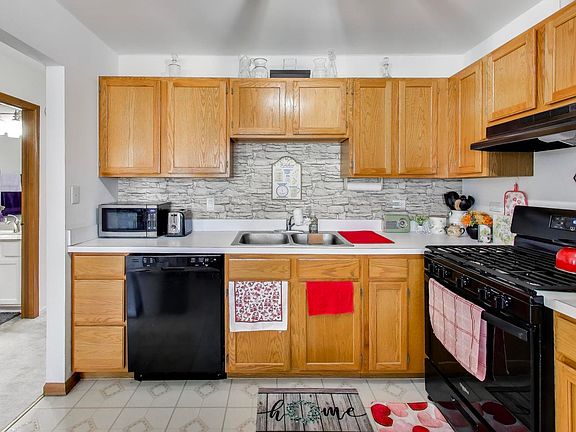 4th image of 29 N Macgillis Dr #23-3