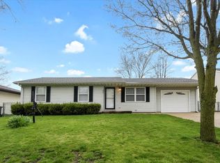 606 W Holden St, Tolono, IL