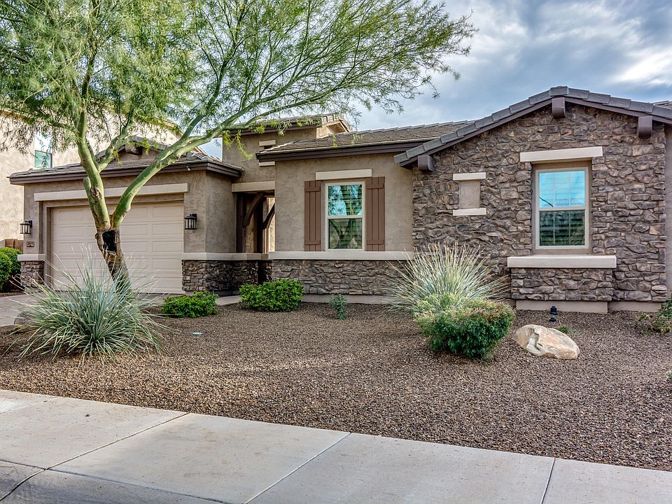 1st image of 2873 E Longhorn Dr
