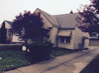 12411 McCracken Rd, Garfield Heights, OH