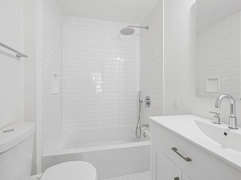 22 Lake Side Dr — Photo 11