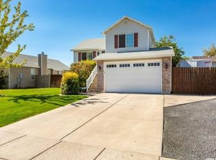 2177 N 2290 W, Clinton, UT 84015