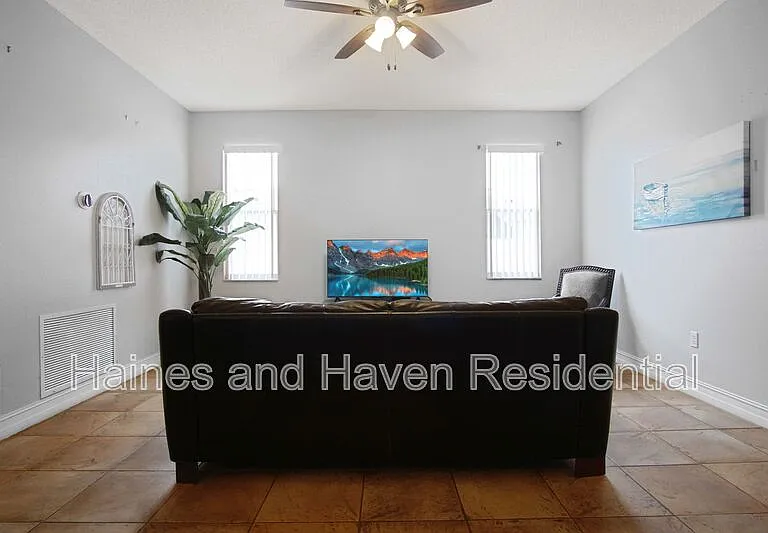 413 Marlberry Leaf Ave — Photo 10