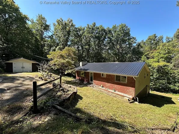 2145 Smith Rd, Charleston, WV 25314