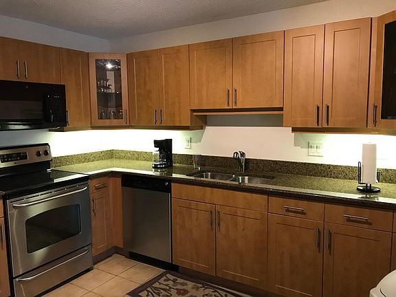 5th image of 5692 Baywater Dr