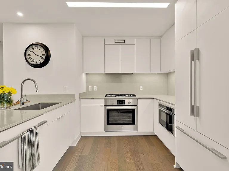 37 L St SE #507 — Photo 19