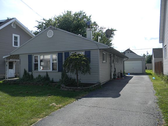 2nd image of 223 Homer St