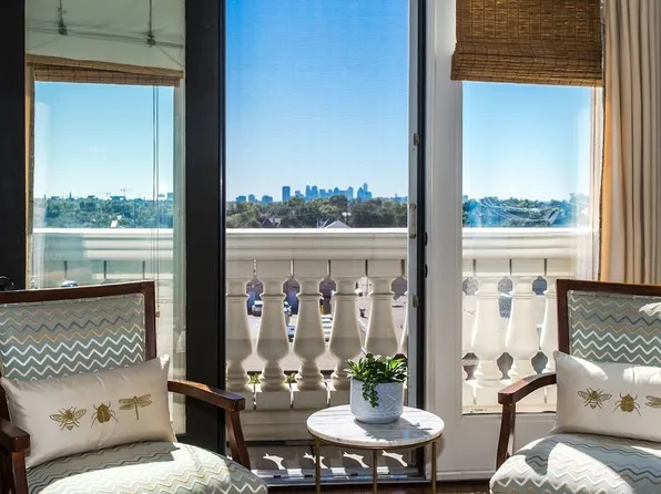 8616 Turtle Creek Blvd APT 423, Dallas, TX 75225