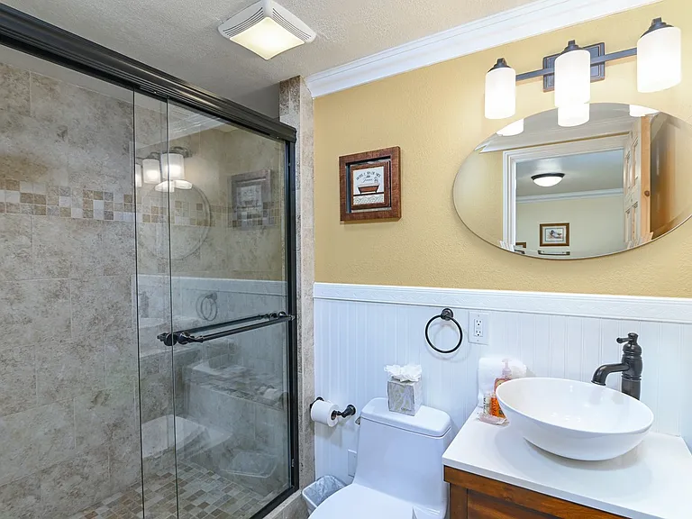 465 Kent Way — Photo 22