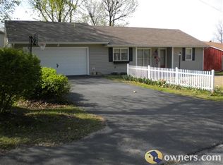 810 N College Ave, Warrensburg, MO 64093