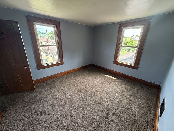 4th image of 412 Buckeye St